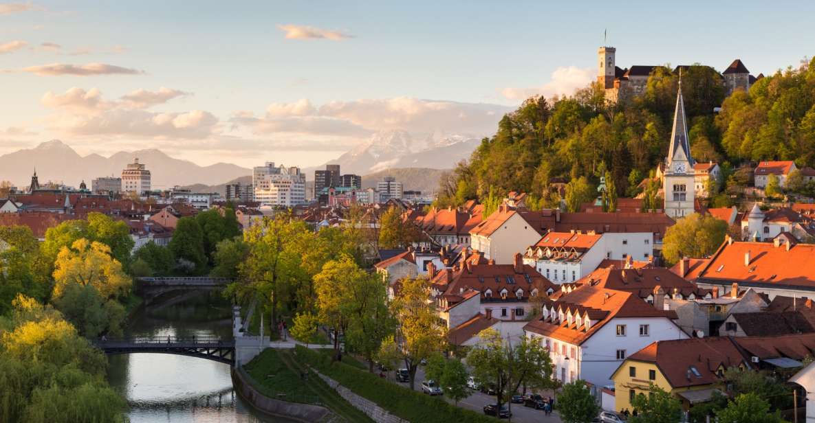 Ljubljana:Highlights Self-Guided Scavenger Hunt & Tour - Interactive Smartphone Game Exploration