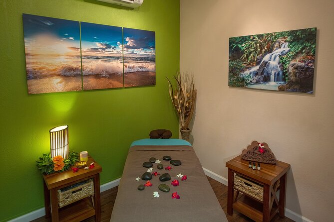 Lovers Lane 75-Minute Couples Massage Package