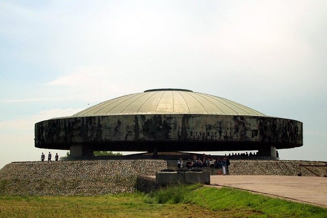 Lublin and Majdanek Small Group Tour From Warsaw With Lunch