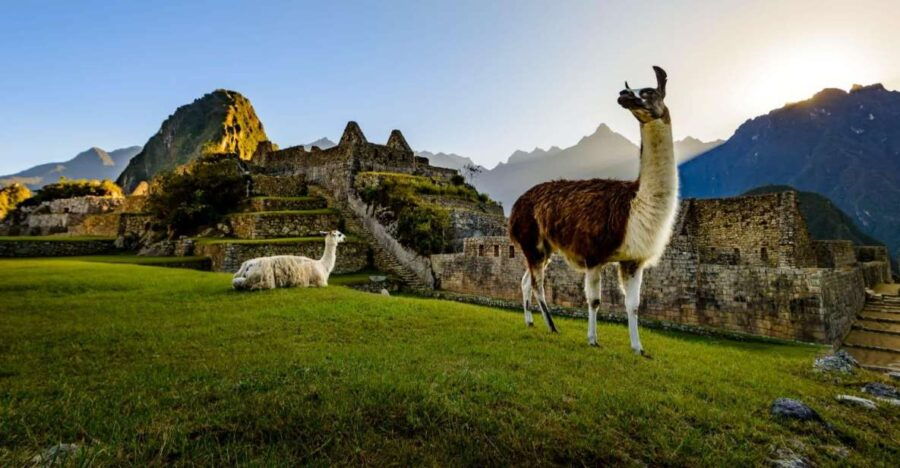 Machu Picchu Adventure and Rainbow Mountain 2 Days - Tour Overview