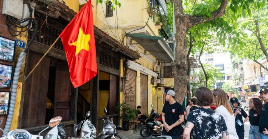 Mad Monkey Hanoi Life Experience - Good To Know