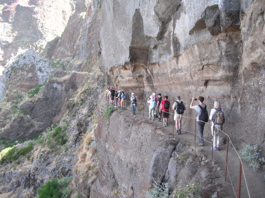 Madeira : 3 Peaks, Pico Arieiro, Das Torres, Ruivo Trek