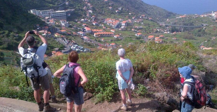 Madeira: Levado Do Norte 2-Hour Hiking Tour - Good To Know