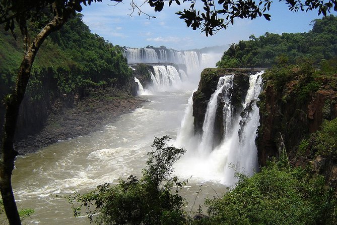 Majestic Mocona Falls Unveiled