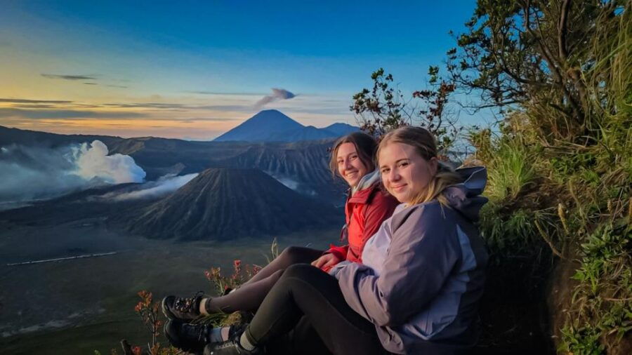 Malang : Mount Bromo Sunrise Private Tour 12 Hours - Good To Know
