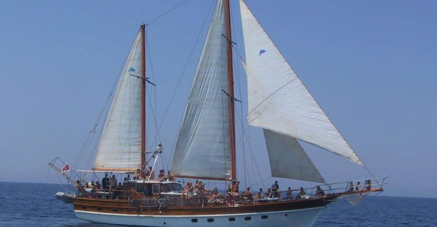 Malta: Turkish Gulet Private Full Day Cruise