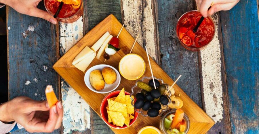 Milan: Private Tour With Drinks & Bites in Centro Storico - Good To Know