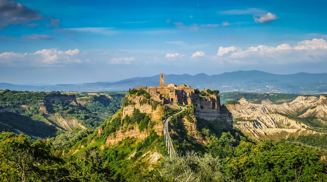 Mystic Orvieto and the Dying City ” Civita Di Bagnoregio”