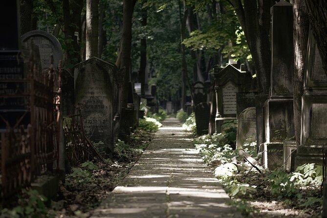 Nashville Night Whispers: Ghostly Tales and Historic Trails - Ghostly Tales in Nashville