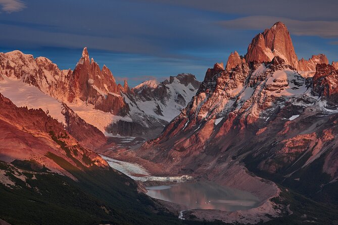 Newspaper Headline: Epic Trekking Adventure to Loma Del Pliegue Tumbado