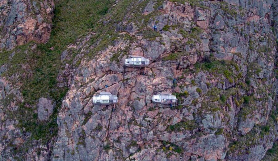 Night Adventure: SkylodgeVia FerrataZip Line/Valle Sagrado