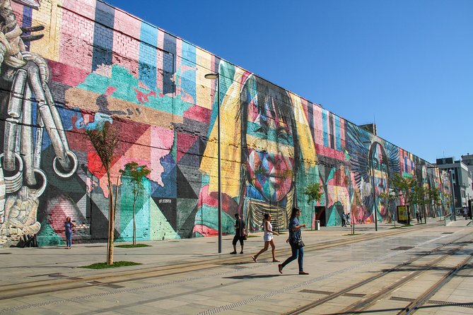 Olympic Boulevard and Museum of Tomorrow Walking Tour - Good To Know