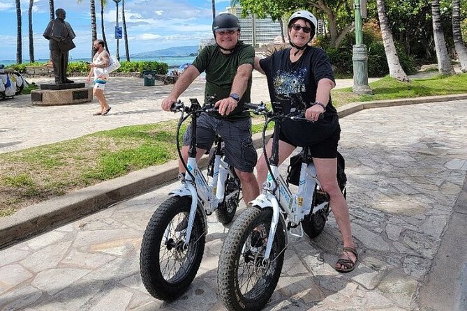 Origamitours Waikiki to Kakaako & Historic Honolulu - Fat Tire E-Bike Tour