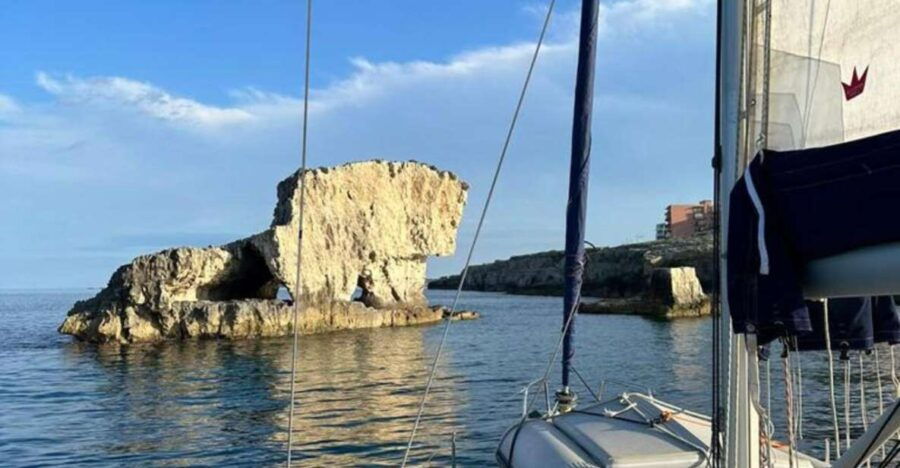 Ortygia Island: Full-Day Boat Tour With Lunch - Tour Booking Details