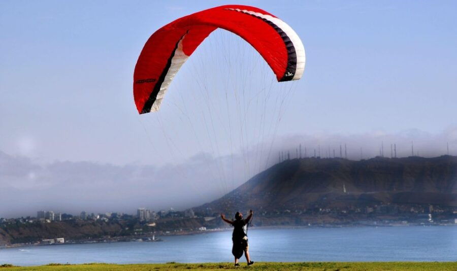 Paragliding Flight With a Private Pilot on Costa Verde-Lima - Good To Know