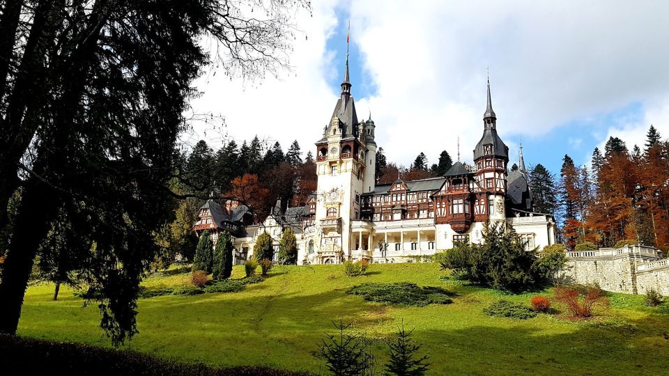 Peleș Castle, Bran Castles and Brasov City - Private Tour - Tour Details