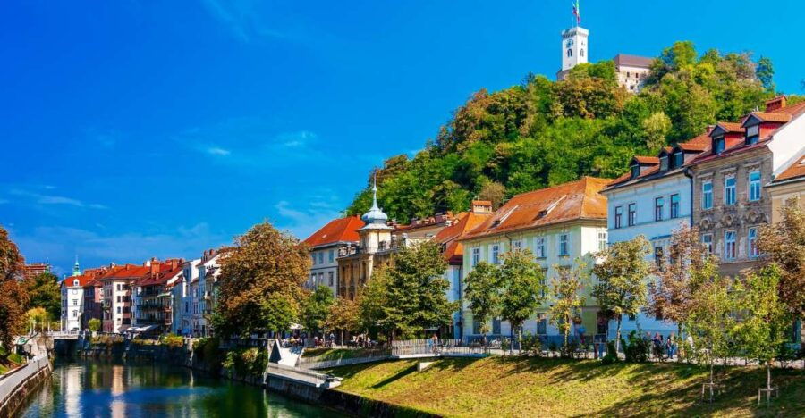 Photo Tour: Ljubljana Famous City Landmarks - Good To Know
