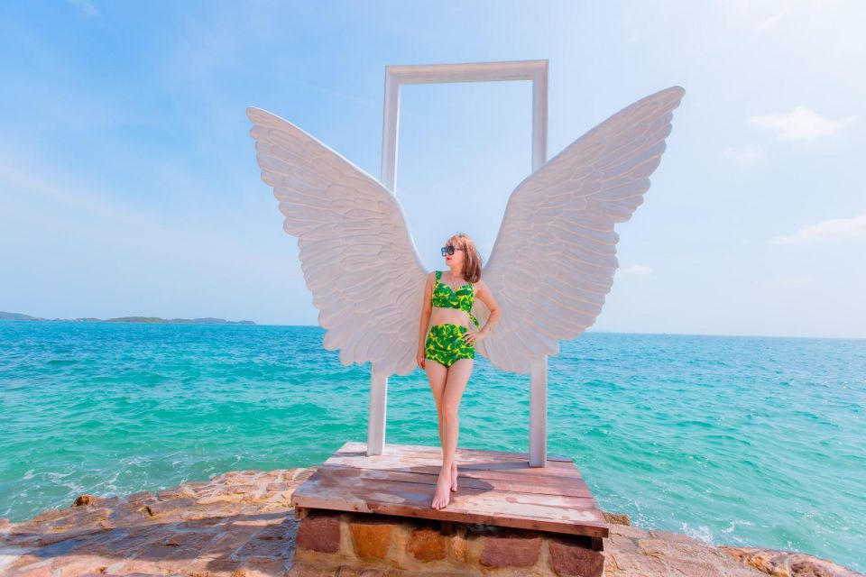 Phu Quoc: Explore 3 Islands & Exciting Parasailing Combo