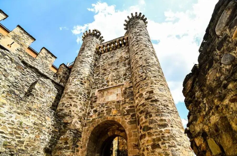 Ponferrada: Castle of the Templars Entry and Guided Tour - Good To Know