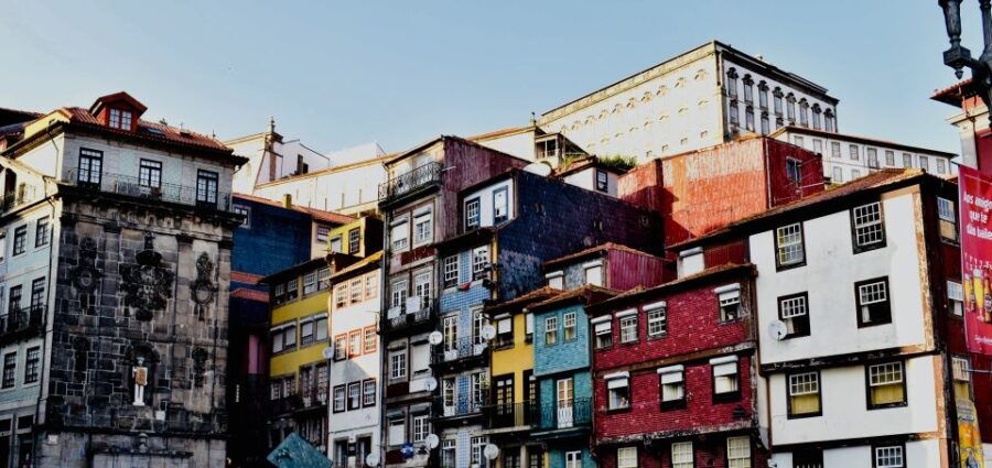 Porto: Old Town Self-Guided Discovery Tour - Tour Details