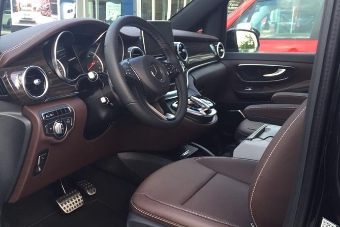 Private Airport Transfer Mercedes V 250 for 6 Passengers - Benefits of Private Airport Transfer