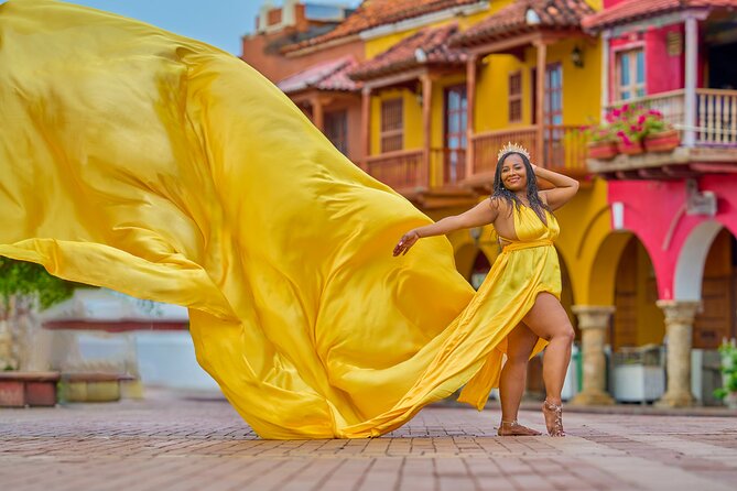 Private Flying Dress Photoshoot in Cartagena - Good To Know