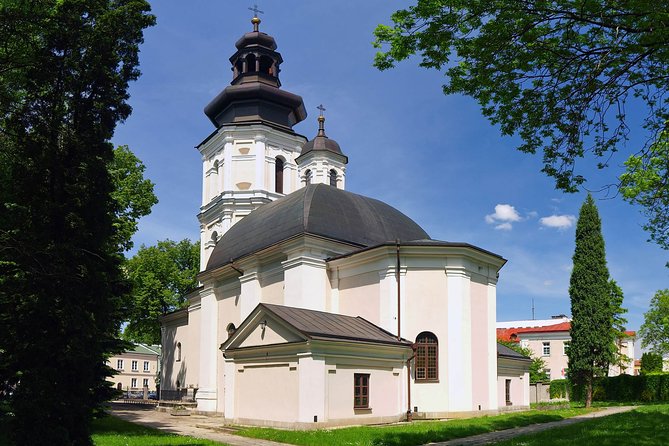 Private Guide-Driver & Car Services in Poland & Central Europe