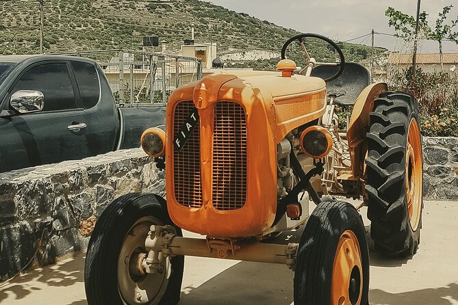 Private Heraklion Wine Country Tour - Itinerary
