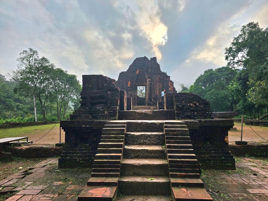 Private My Son Tour With On-Site Knowledgeable Guide - Good To Know