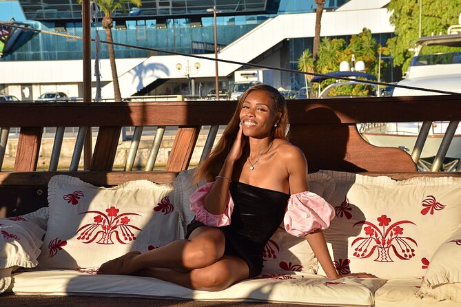 Private Photo Session and Photo Shoot in Cannes - Meeting and Pickup Details
