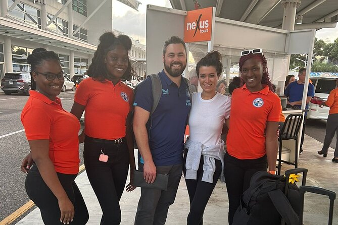 Private Roundtrip Airport Transfers & Tour in Antigua & Barbuda