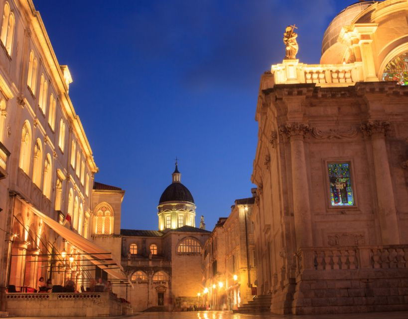 Private Tour: Evening Stroll Through the Old Town - Good To Know