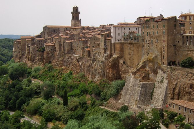 Private Tour of Pitigliano and Etruscan Cave Routes - Good To Know