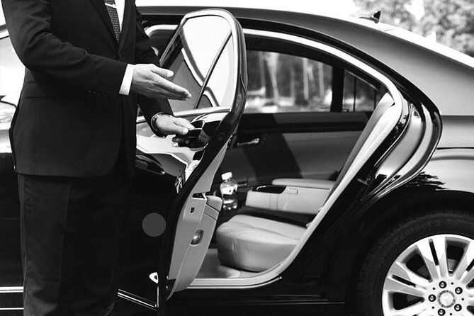Private Transfer From Civitavecchia Port to Rome City Center