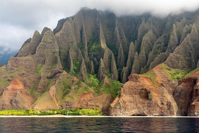 Private Transfer From Lihue City to Na Pali Coast Cruise Port