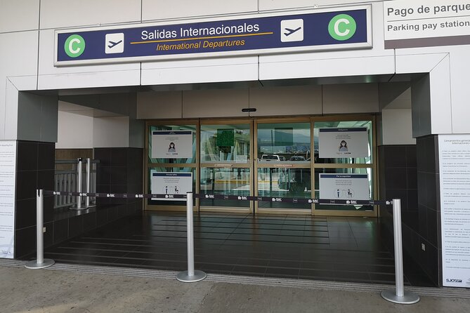 Private Transfer Service: Puerto Viejo to San Jose