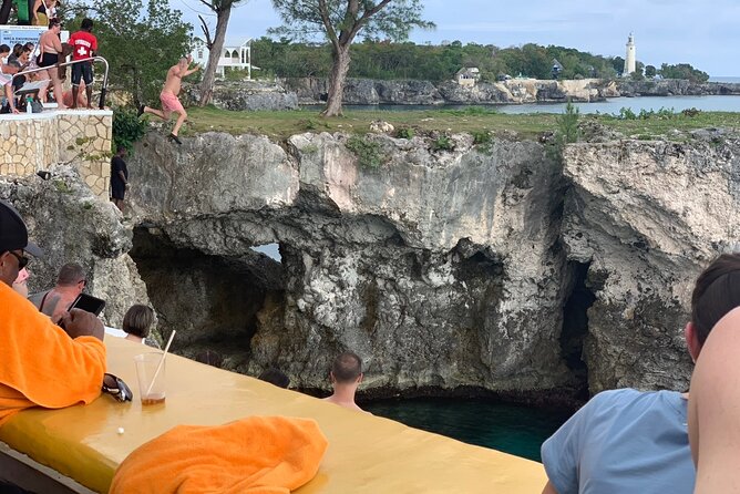 Private Transport in Jamaica