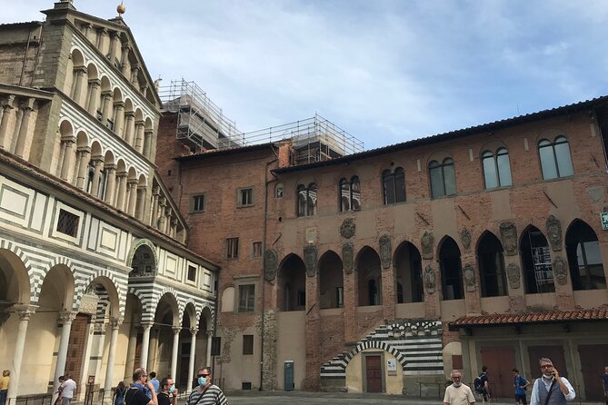 Private Walking Tour of Pistoia in Tuscany