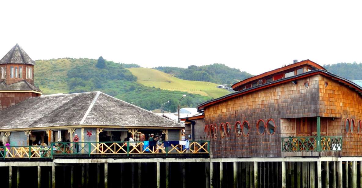 Puerto Varas: Fullday Chiloe Island Tour Castro and Dalcahue