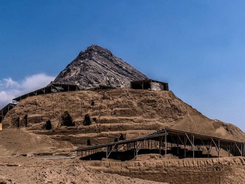 Pyramids of the Sun and the Moon, Huanchaco and Chan Chan
