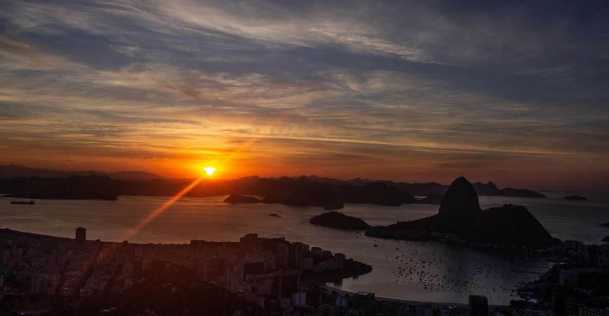 Rio De Janeiro: Private Sunrise Tour at Mirante Dona Marta - Review Summary