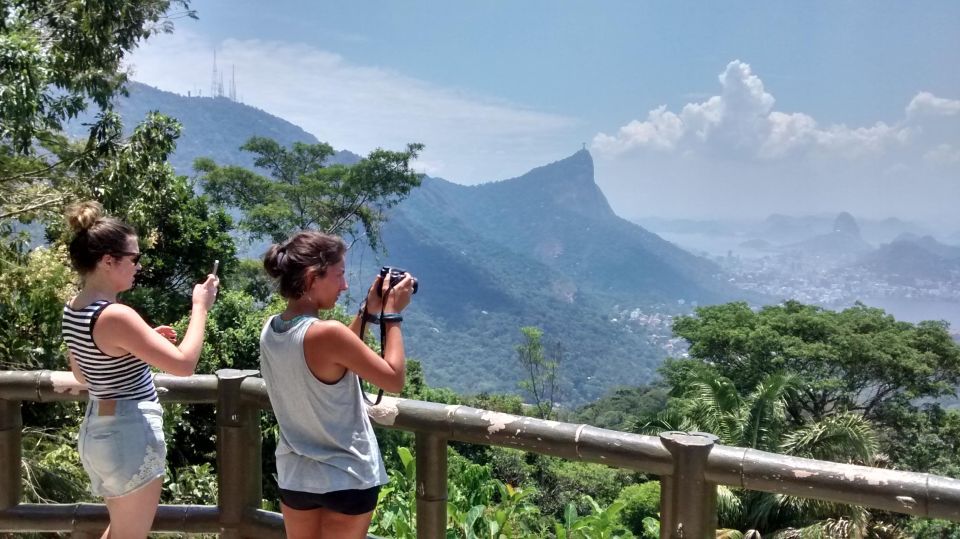 Rio: Tijuca National Park Caves and Waterfall Hiking Tour