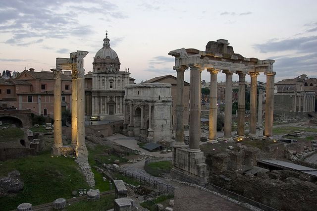 Rome: A Walk Through History 3 Hour Tour -No Entrance - Experience Highlights