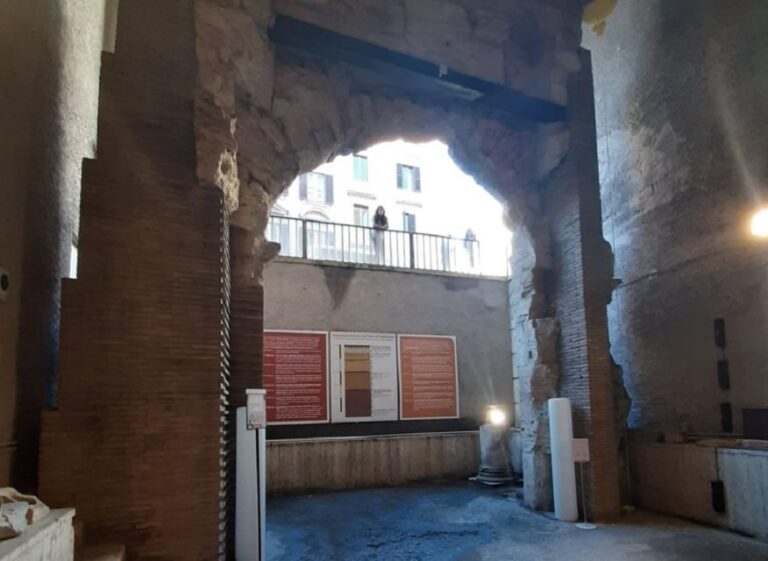 Rome: Hidden Underground City Private Walking Tour