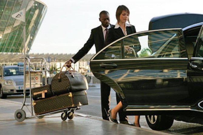 Rome to Fiumicino Airport or Vice Versa - Shuttle Services Available