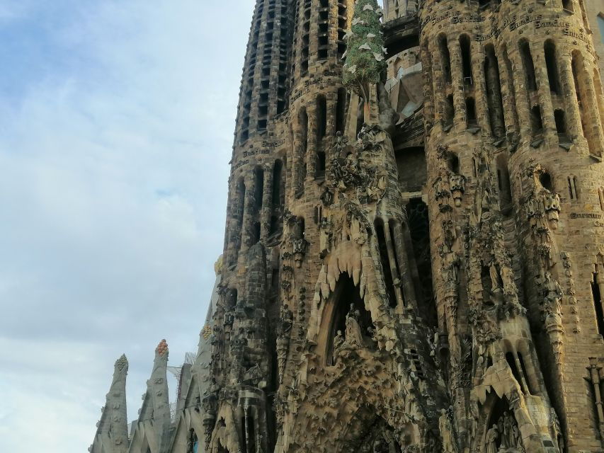 Sagrada Família Outdoor Walking Tour - Good To Know