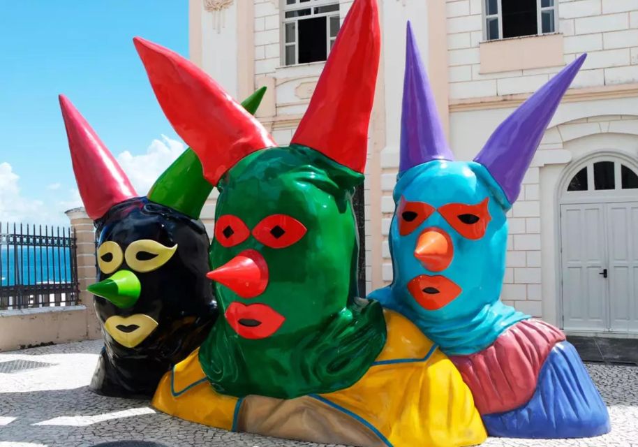 Salvador, Pelourinho: Scavenger Hunt and Self-Guided Tour