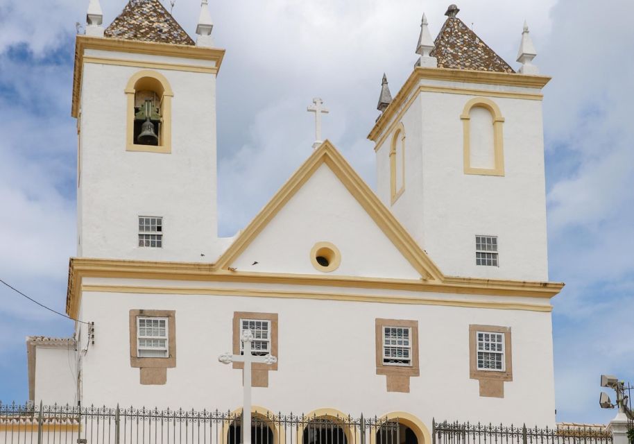 Salvador, Vitória & Barra: Scavenger Hunt Self-Guided Tour