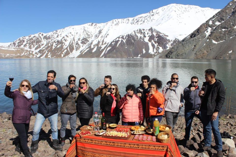 Santiago: Tour to Cajón Del Maipo, Embalse Del Yeso, and Picnic