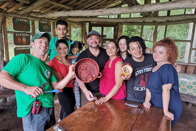 Savor the Sweetness: Yojoa Lake Chocolate Adventure